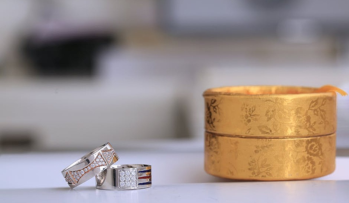 Przewodnik po prezentach na Dzień Matki: Od biżuterii po wygodne piżamy