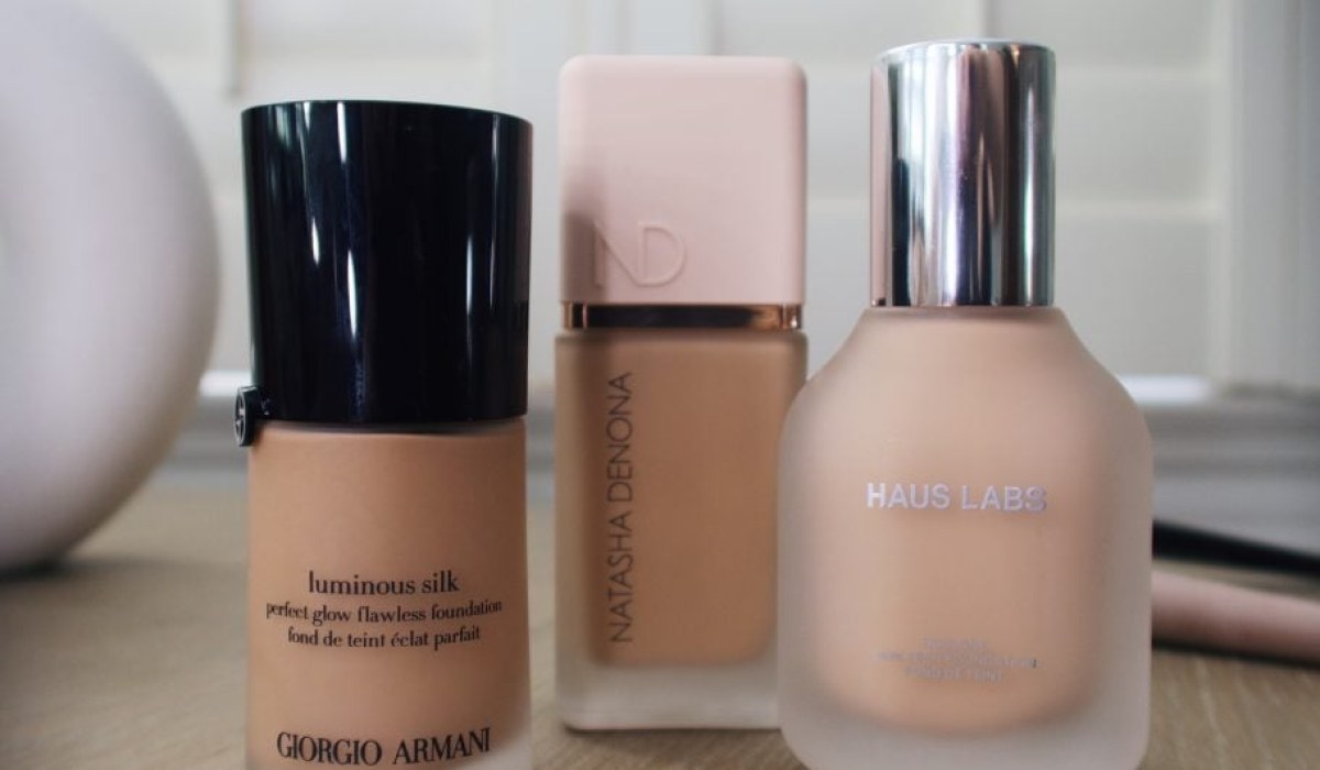 Top 3 podkłady dla promiennej cery: Armani, Haus Labs i Natasha Denona