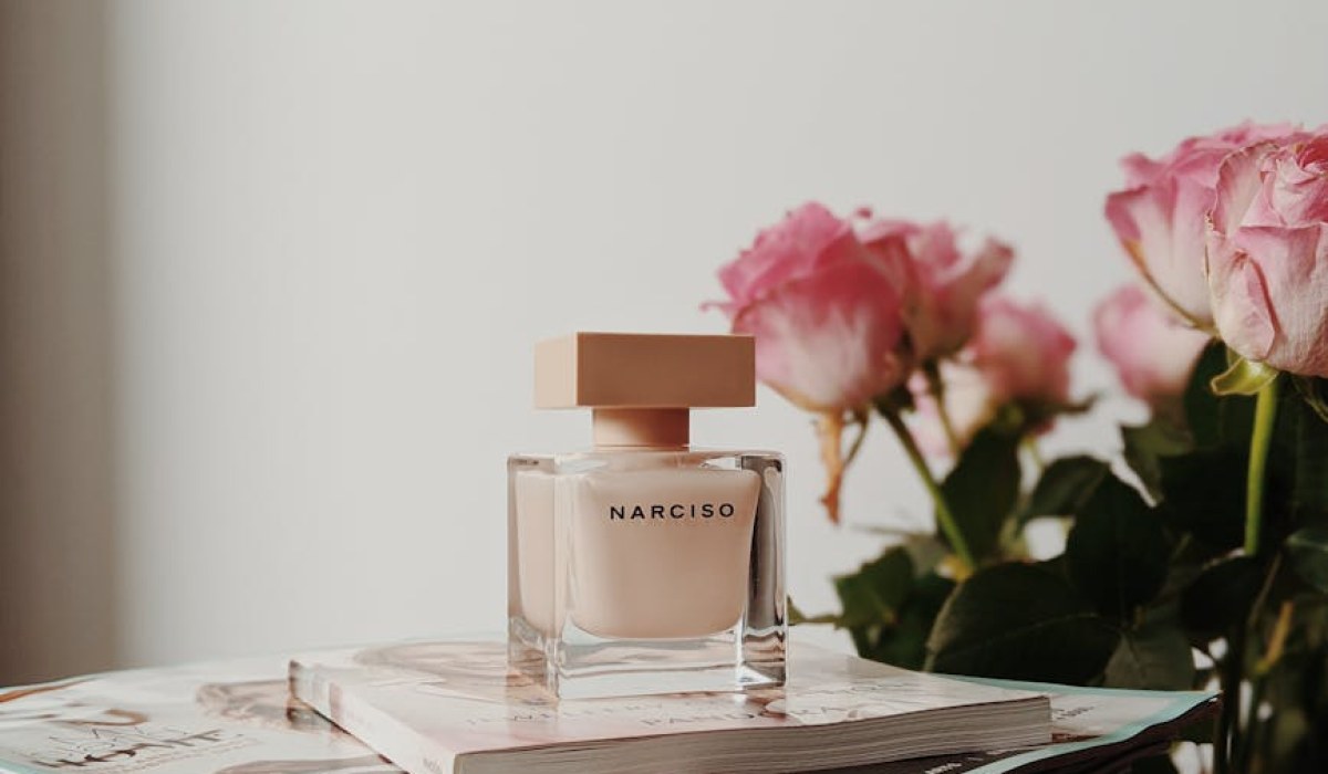 Kendall Jenner wkracza do świata beauty. 818 Tequila łączy siły z Salt & Stone